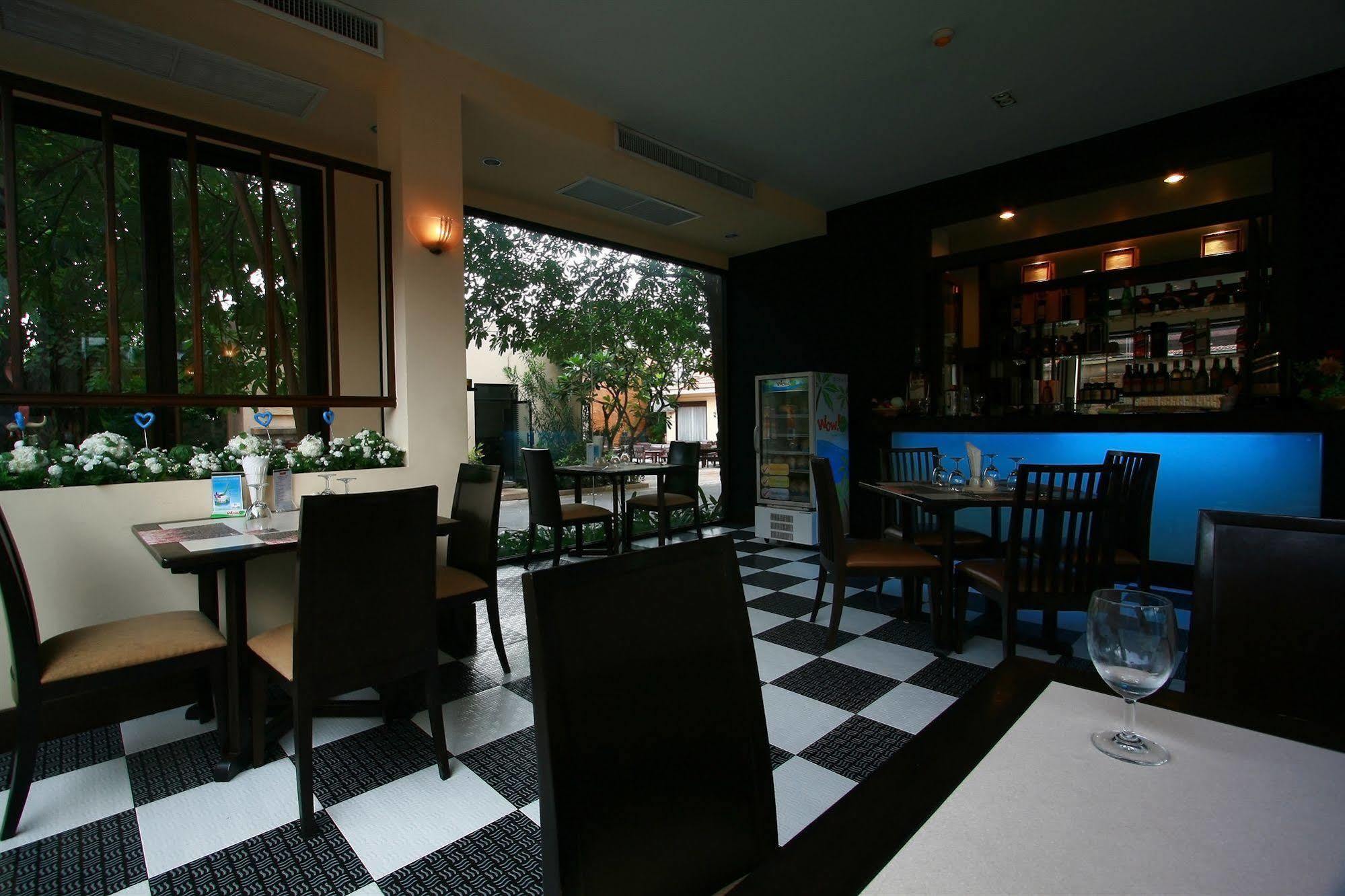 Siam Society Hotel And Resort Bangkok Exteriör bild