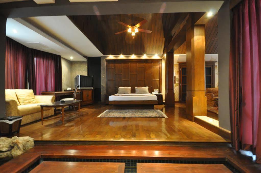 Siam Society Hotel And Resort Bangkok Exteriör bild